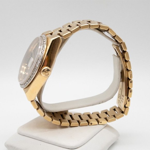 WOW!! Rolex 2CT Men's 18k Gold Watch! - Picture 2 of 9